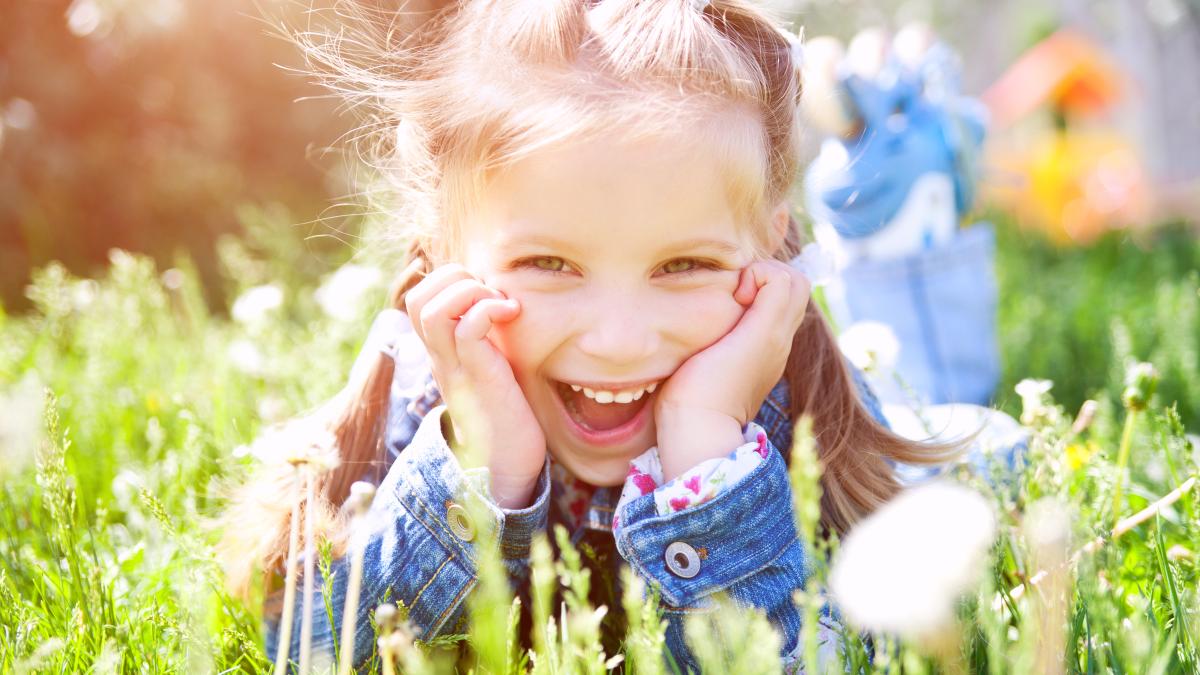 copiii-mostenesc-mai-mult-decat-ochii-sau-parul-surprizele-ascunse-in-adn-conform-cercetarilor-recente_76779100