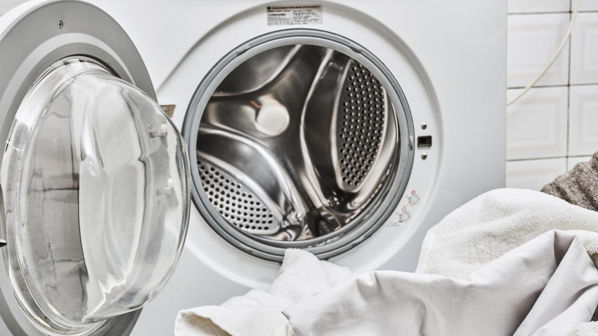 se-spala-sau-nu-rufe-in-saptamana-mare_94178700