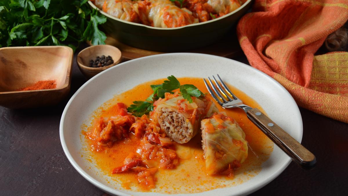 sarmalele--vedetele-mesei-de-paste-e28093-reteta-care-nu-da-gres-niciodata_87124900