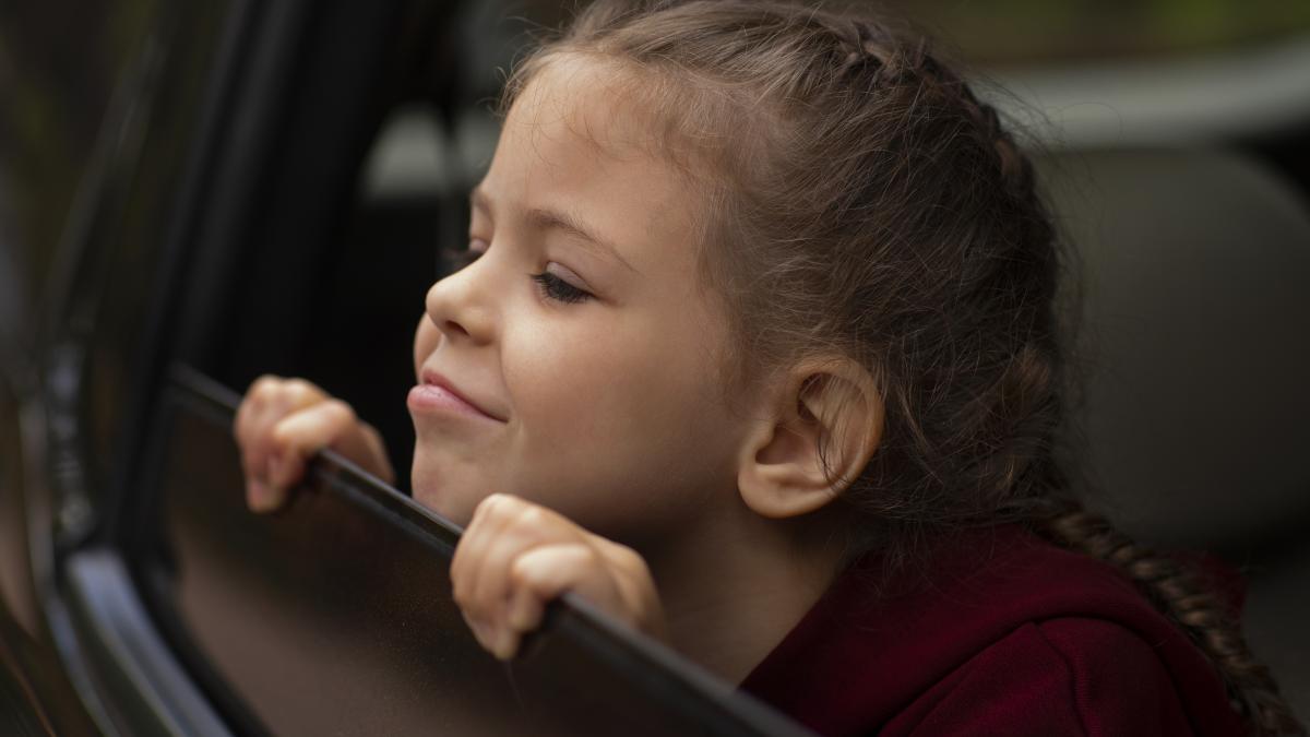 reguli-stricte-pentru-siguranta-copiilor-in-masina_35990500