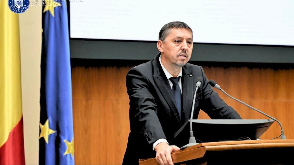 apare-un-fenomen-interesant-in-zilele-noastre-daniel-david-mesaj-pentru-parinti-si-profesori-cresterea-inteligentei-s-a-cam-oprit-sau-chiar-e-in-regres_05446600