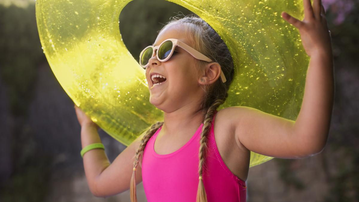 cum-tinem-copiii-ocupati-si-fericiti-in-vacanta-de-vara_07490500