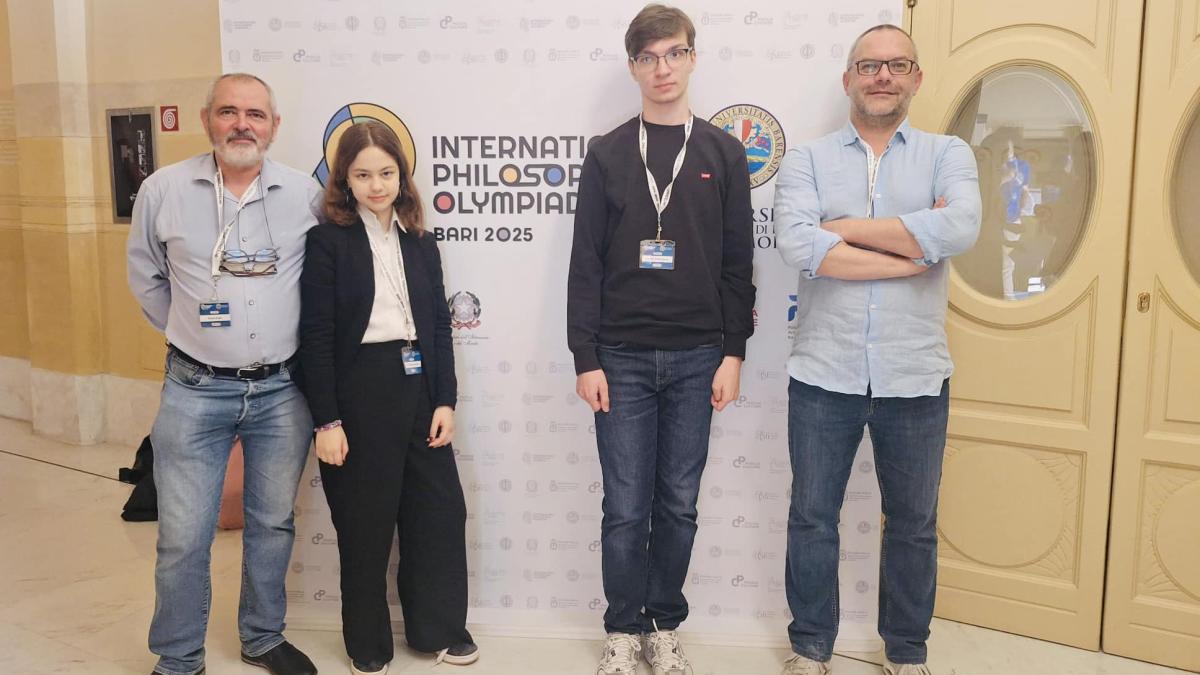 romania--reprezentata-cu-succes-la-olimpiada-internationala-de-filosofie-2025_00158300