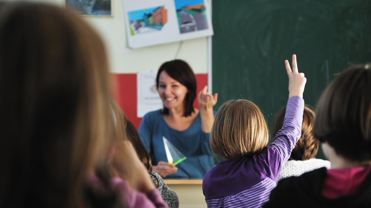 5-iunie--ziua-invatatorului-zi-libera-pentru-elevii-si-profesorii-din-romania_15992800