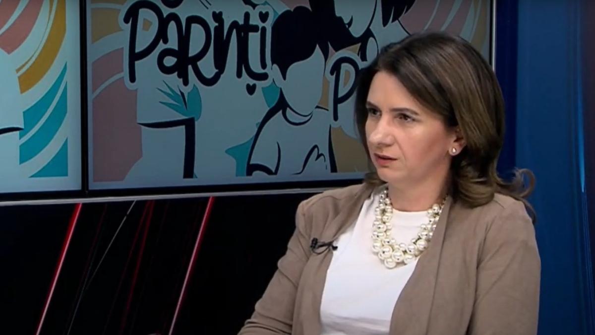 daniela-gavankar-despre-locul-unde-femeile-se-aduna-sa-si-aduca-inima-acasa-generatia-mamelor-noastre-a-fost-crescuta-sa-munceasca--sa-taca-sa-indure_48512500