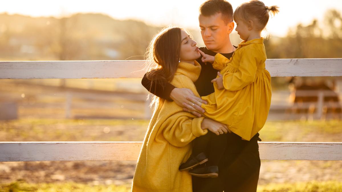 o-autoare-de-bestselleruri-dezvaluie-sfatul-sau-nr-1-pentru-cresterea-copiilor-rezilienti-este-cel-mai-bun-lucru-pe-care-il-poti-face_04432100