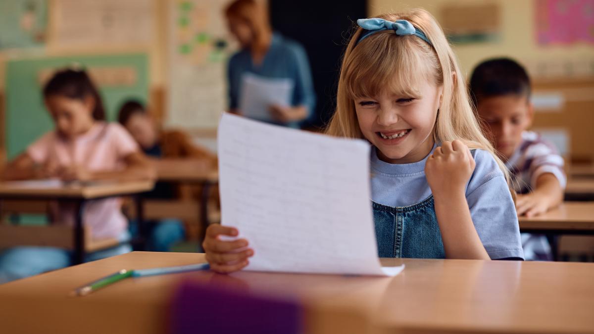 profesor-harvard-copiii-care-invata-sa-foloseasca-inteligenta-artificiala-vor-deveni-adulti-mai-inteligenti-daca-evita-aceasta-greseala-majora_96177200