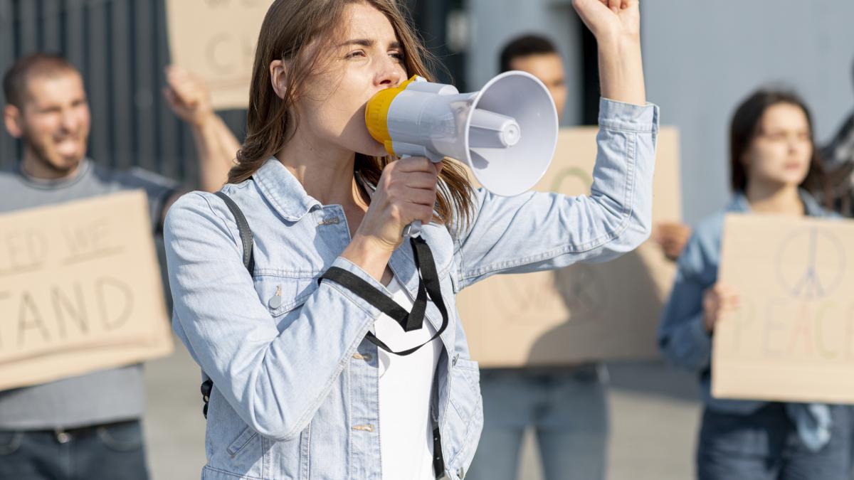 profesorii-ies-din-nou-in-strada--care-sunt-nemultumirile_74638800