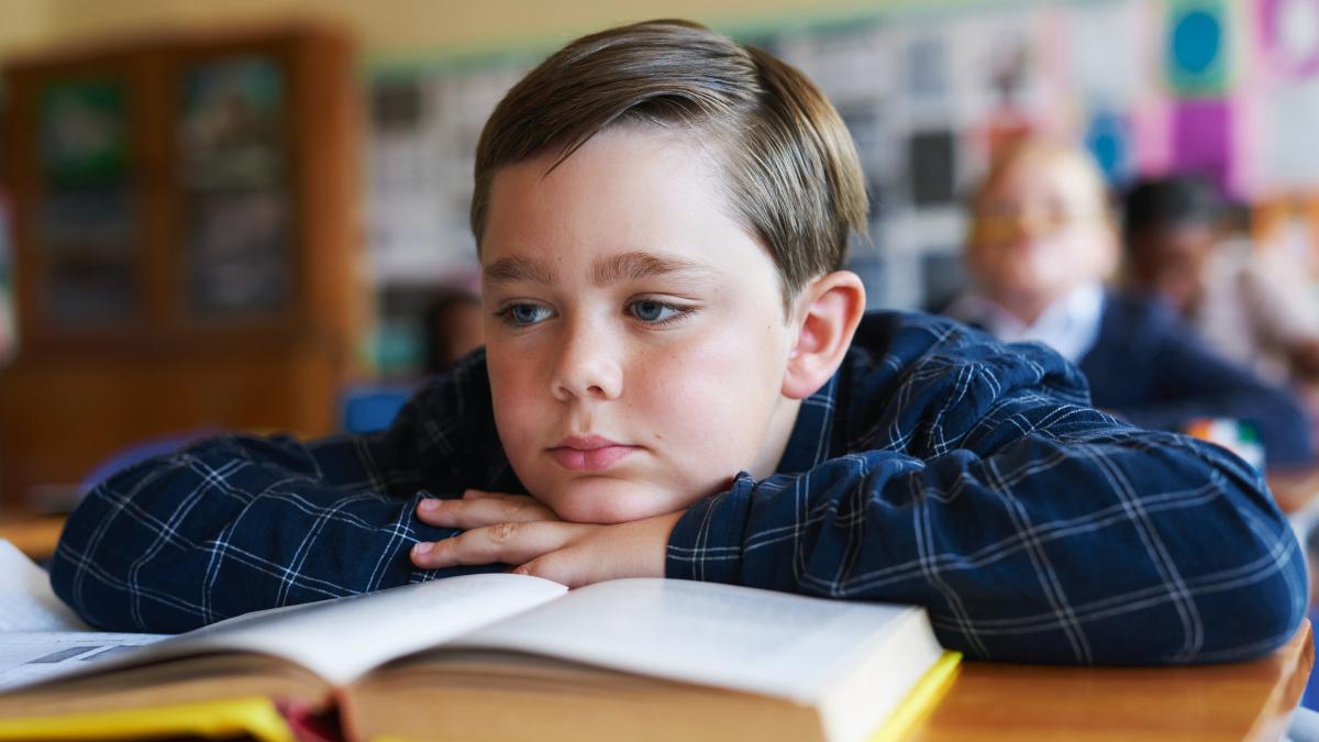 acasa-punea-o-mie-de-intrebari-dar-la-scoala-tacea-povestea-unui-copil-supradotat-care-nu-si-gasea-locul-stia-ca-tigrul-nu-racneste-ci-suiera_69495400