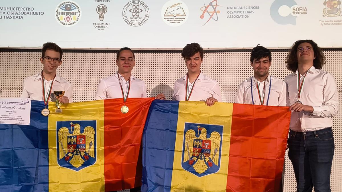doua-medalii-de-aur-si-trei-de-argint-pentru-romania-la-olimpiada-europeana-de-fizica-2025_38992700