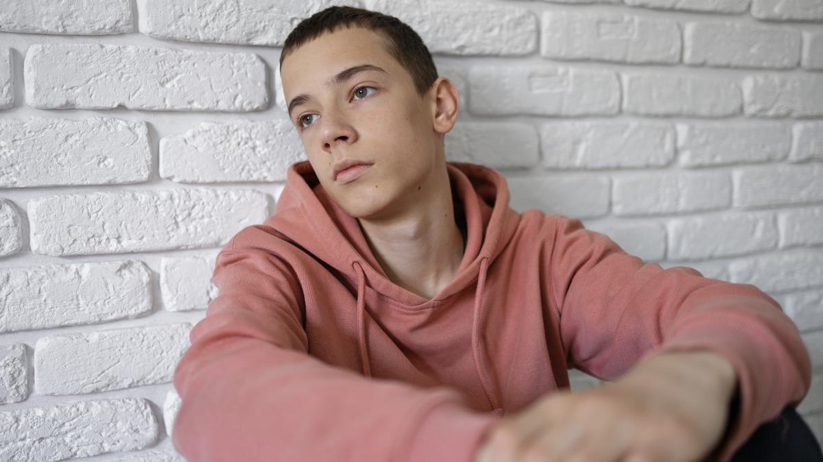 copilul-tau-evita-sa-iasa-in-evidenta-ce-se-ascunde-in-spatele-dorintei-de-a-fi-e2809eca-toti-ceilaltie2809d_51171300