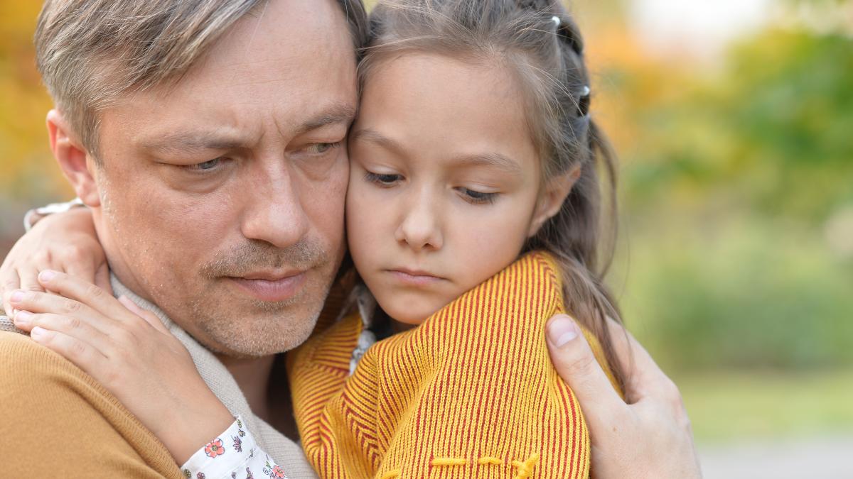 comportamentele-care-pot-afecta-grav-echilibrul-emotional-al-copiilor--psihologii-vorbesc-despre-cele-mai-dureroase-rani-emotionale-provocate-de-parinti_99557200