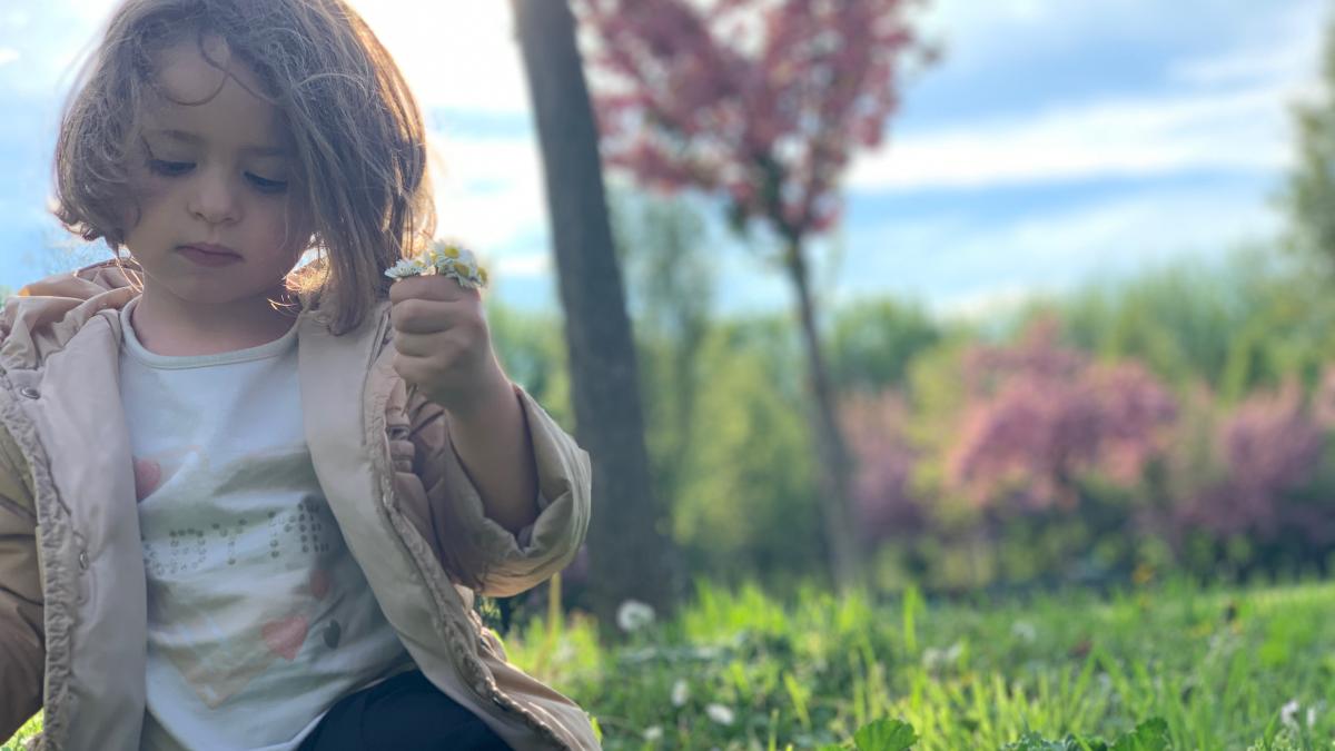 mit-e2809elasa--ca-si-copilul-meu-a-vorbit-tarziue2809d-psihiatru-pediatru-ioana-georgescu-avertizeaza-e2809eintarzierea-limbajului--primul-semn-al-unei-tulburari-de-neurodezvoltaree2809d--video_62161700