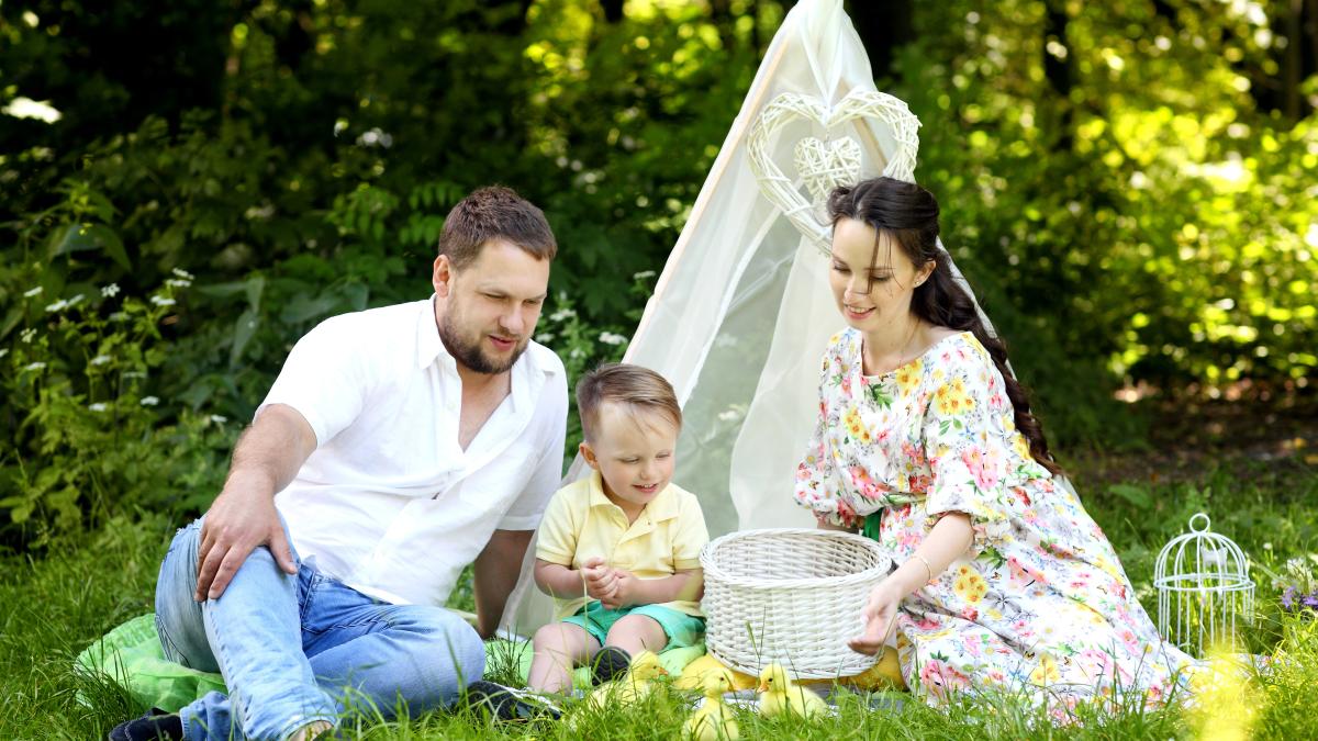 ce-greseli-au-disparut-in-parentingul-din-2025-tendinte-pe-care-expertii-spera-sa-le-uitam_82750200