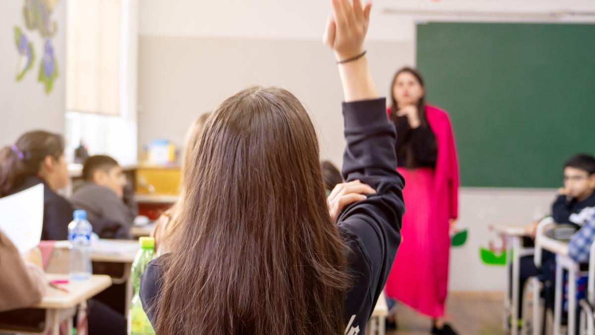 nu-sunteti-oamenii-ministrului--sunteti-oamenii-scolii-prof-catalin-osiceanu-apel-catre-directorii-unitatilor-scolare-fiti-solidari-cu-profesorii-care-risca-sa-si-piarda-locurile-de-munca_40980100