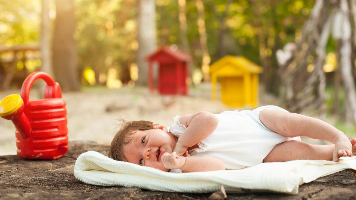 la-ce-varsta-poti-merge-cu-bebelusul-la-plaja-raspunsul-specialistilor_60131100