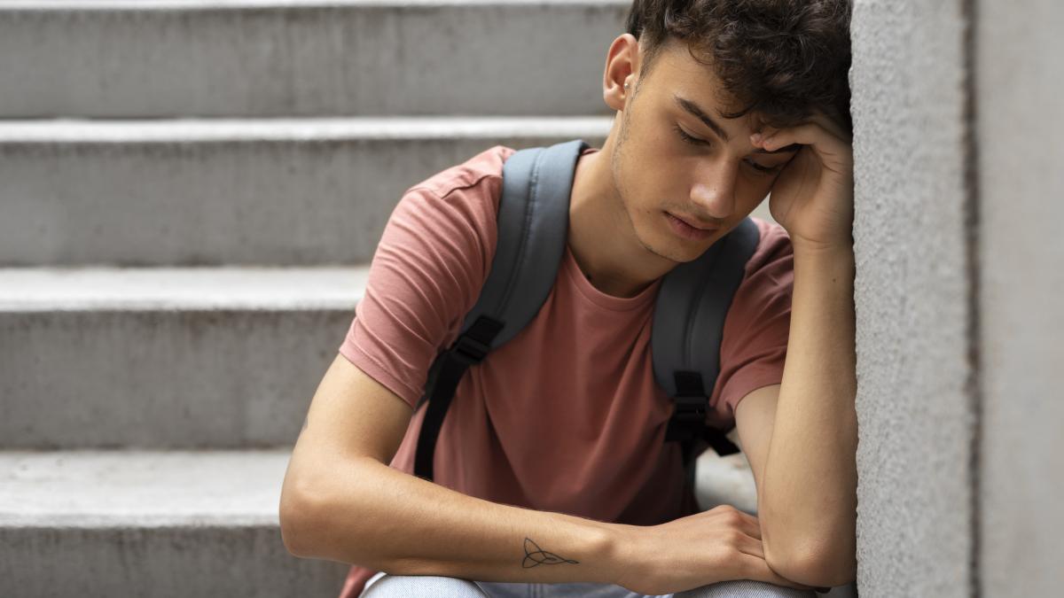 cum-sa-recunosti-semnele-ascunse-ale-stresului-si-anxietatii-adolescentilor_39428400