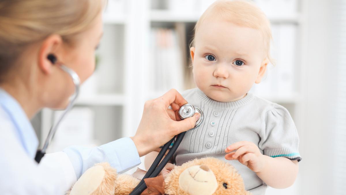 cifra-magica-este-trei-avertismentul-dr--mihai-craiu-despre-bronsiolita-acuta--una-dintre-cele-mai-gresit-diagnosticate-boli-la-copii_32280600