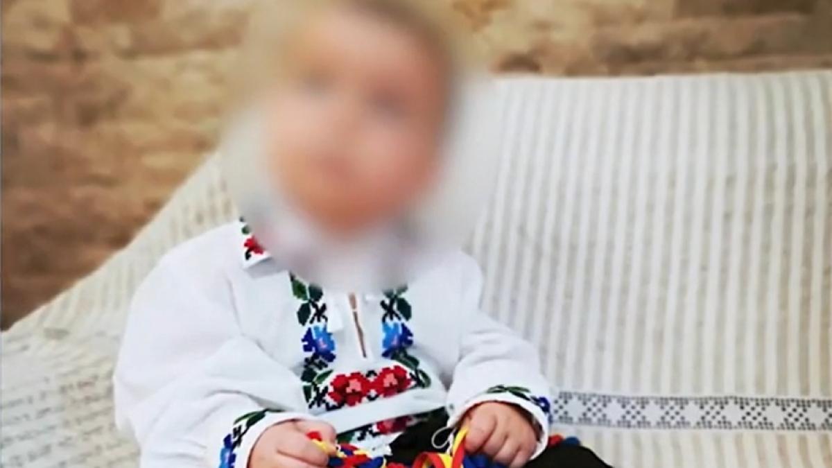 detalii-tulburatoare-ies-la-iveala-in-cazul-copilului-din-timisoara-micutul-inecat-era-visul-unei-familii-dupa-ani-de-incercari--iar-o-alta-fetita-a-fost-gasita-singura--in-lacrimi--la-poarta_21736000
