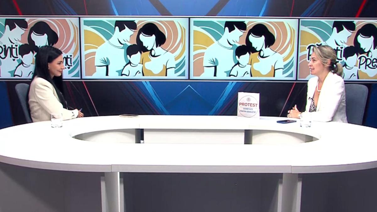 profesori-in-strada--in-prima-zi-de-cursuri--ce-fel-de-scoala-mai-incepe-in-romania-anului-2025-prof--claudia-chiru--la-parinti-prezenti--video-1_38907700