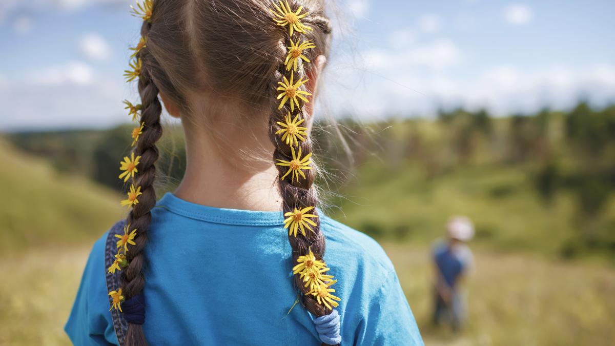 psihoterapeutul-cosmin-bara-explica-lupta-copiilor-romani-crescuti-in-strainatate-e2809eapare-sentimentul-de-a-fi-intre-doua-oglinzie2809d--video_37577300