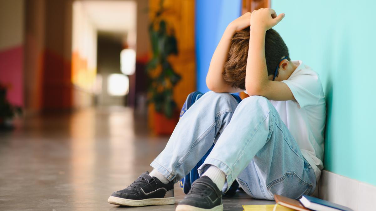 masura-pentru-elevii-care-raspund-nepoliticos-profesorilor-sau-au-un-comportament-agresiv-starneste-nemultumiri--director-nu-e-corecta-pentru-copii_71643100