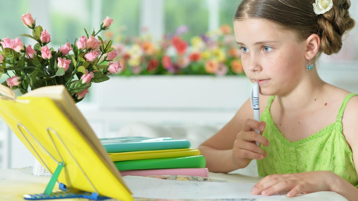 ioana-ginghina--despre-cum-pot-copiii-sa-faca-performanta-e2809enu-poti-reusi-fara-sa-fii-sever--cum-sa-se-distreze-n-are-cum-sa-se-distreze-ca-se-duce-la-scoalae2809d_99937400