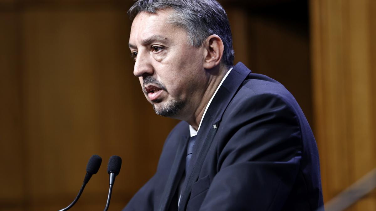 ministrul-educatiei-daniel-david--foto-gov-3_57722900