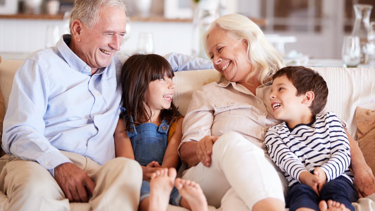 persoanele-care-raman-foarte-apropiate-de-bunicii-lor-ca-adulti-au--de-obicei--aceste-trasaturi-frumoase_69111000