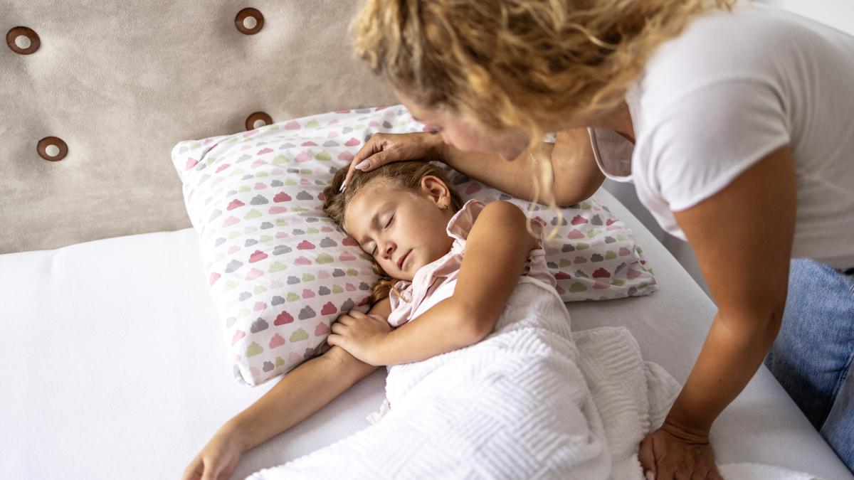 teama-parintilor-de-a-trezi-copilul-din-somnul-profund--un-pediatru-dezvaluie-de-ce-aceasta-credinta-este-atat-de-raspandita-si-ce-spune-stiinta-despre-trezirea-micutului_22702700