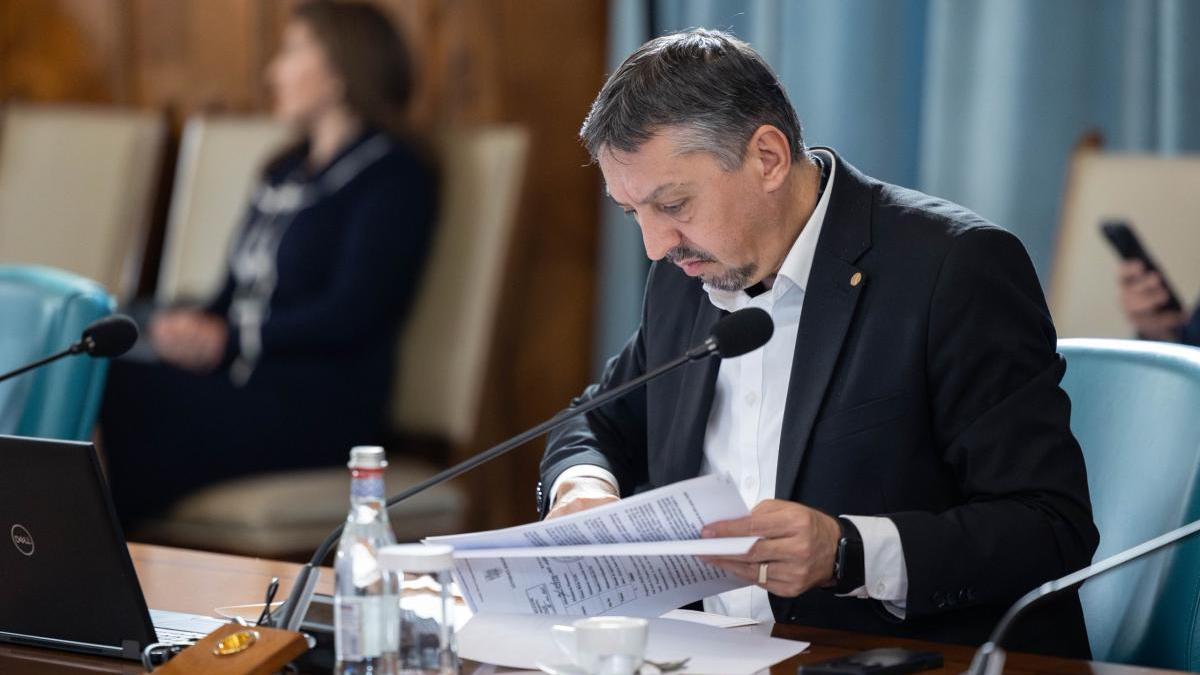 daniel-david-ministrul-educatiei-guvern_75775800