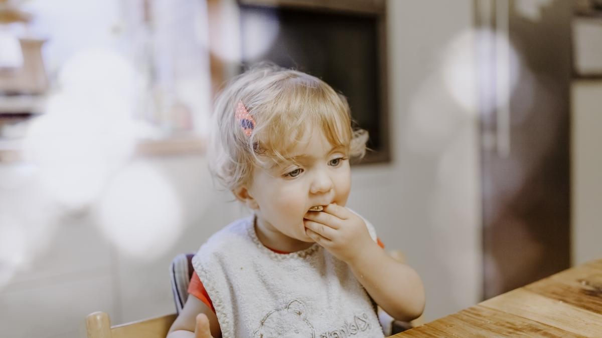 neurolog-cele-trei-reguli-de-alimentatie-pe-care-le-respect-ca-sa-sustin-sanatatea-creierului-copiilor-mei_66020500