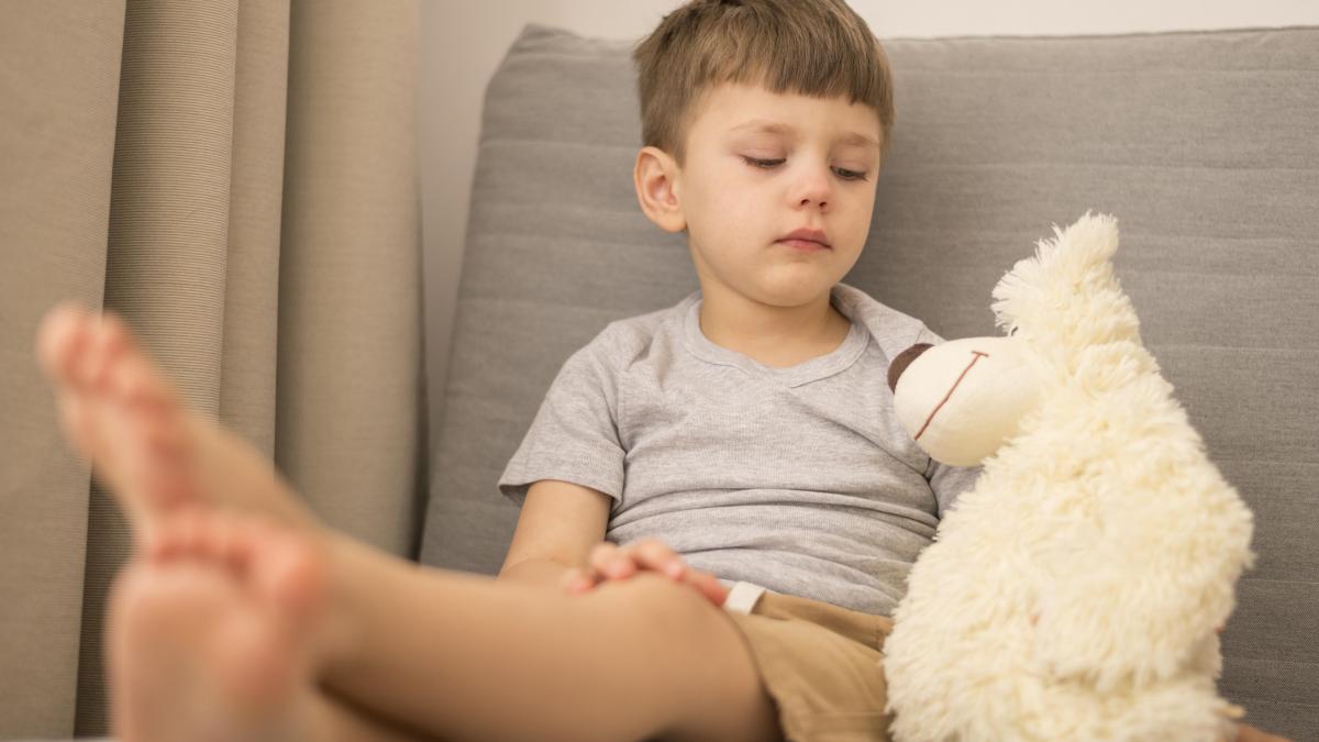 miozita-infantila--pediatru-simptomele-pot-copia-boli-neurologice--autoimune-sau-infectioase-grave-si-pot-crea-panica-in-randul-parintilor_46273000