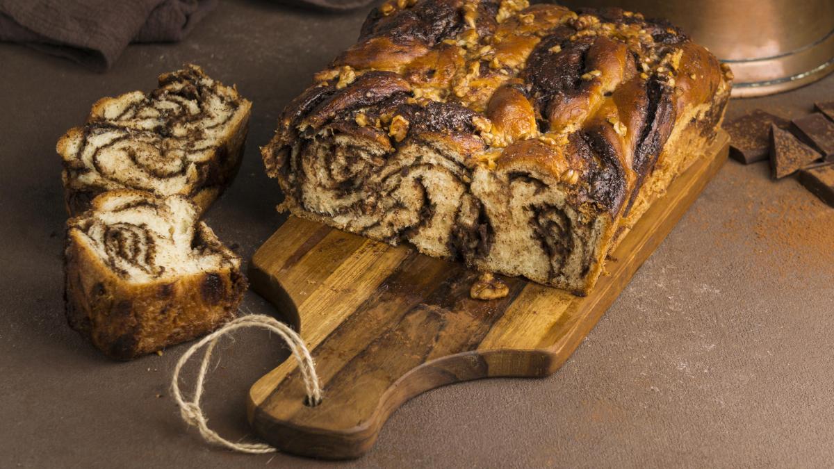 reteta-de-cozonaci-pufosi-pentru-masa-de-craciun-copiii-o-vor-adora_48495900