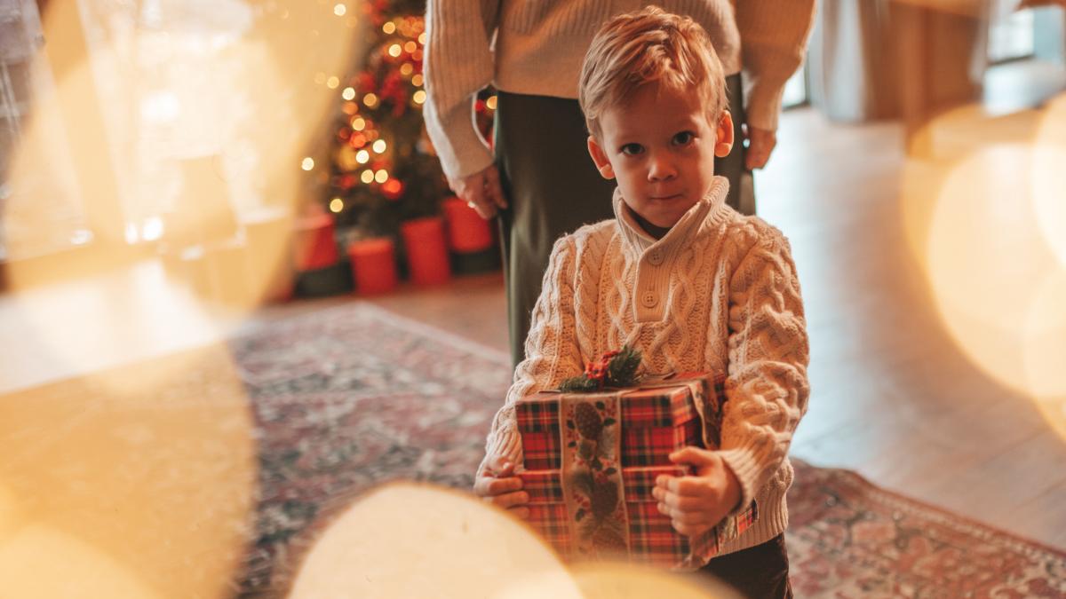 cand-a-inceput-traditia-cadourilor-de-craciun-si-de-ce-le-oferim_15919400