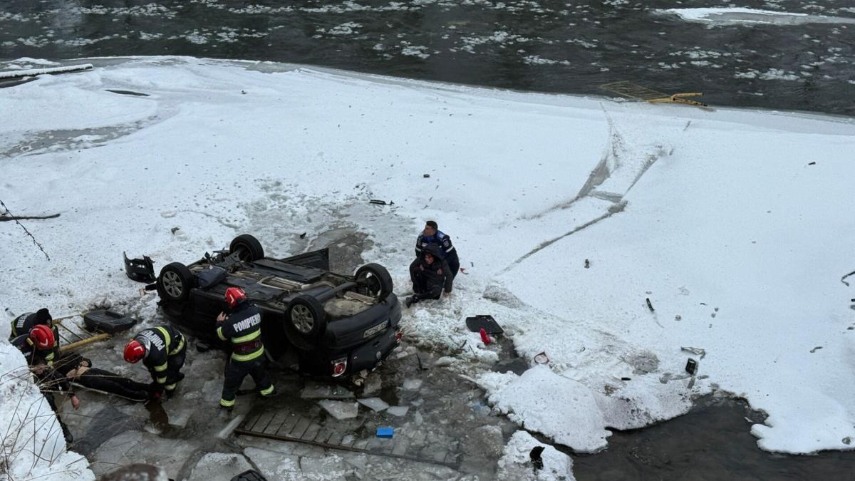 unul-dintre-cei-cinci-copii-din-masina-condusa-de-mama-lor-a-murit--dupa-ce-autoturismul-a-cazut-in-raul-bistrita--avea-14-ani_67521000