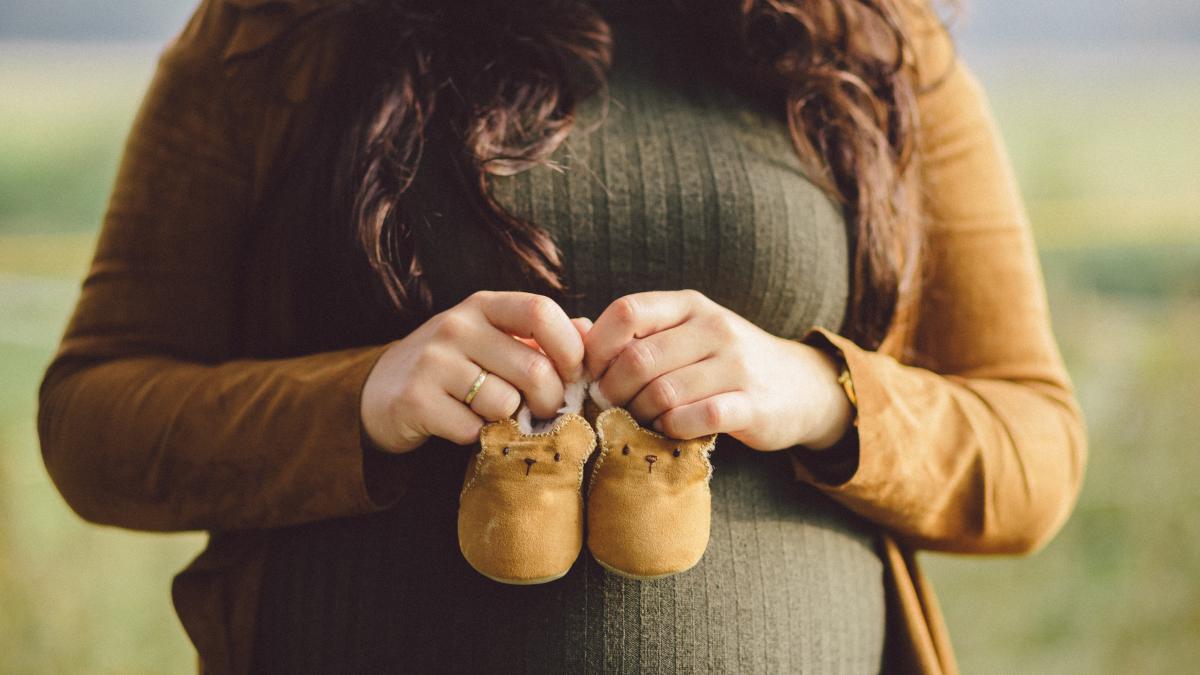 cel-mai-bun-sfat-pentru-o-viitoare-mama--e2809euna-este-ce-crezi-despre-tine-ca-devii-cand-ajungi-sa-fii-parinte-si-alta-este-ceea-ce-iese-din-tine-in-momentul-respective2809d_02690100