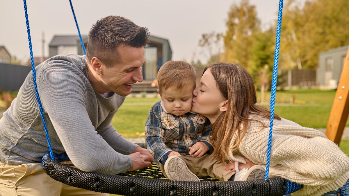 tendinte-in-stilurile-de-parenting-din-2026--ce-trebuie-sa-stii-despre-noile-modele-de-crestere-a-copiilor_77638300