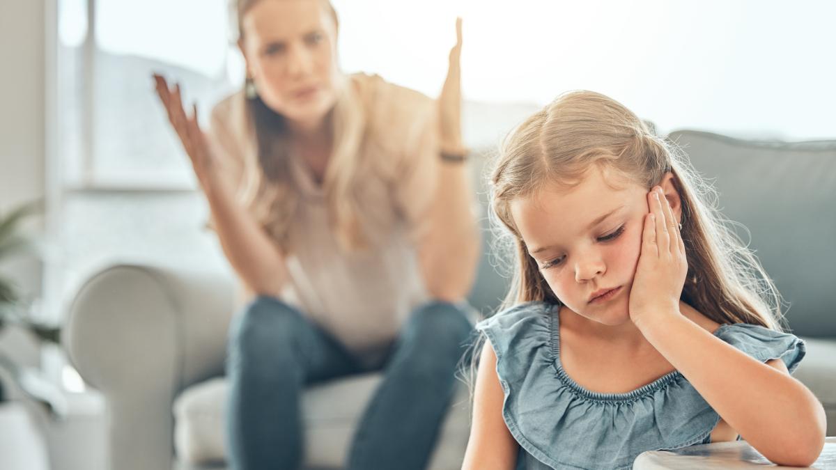 Psihologul Ana-Maria Zamfir atrage atenția părinților: Comportamentele deranjante ale copiilor pot ascunde probleme serioase / FOTO ILUSTRATIV: freepik.com @The Yuri Arcurs Collection