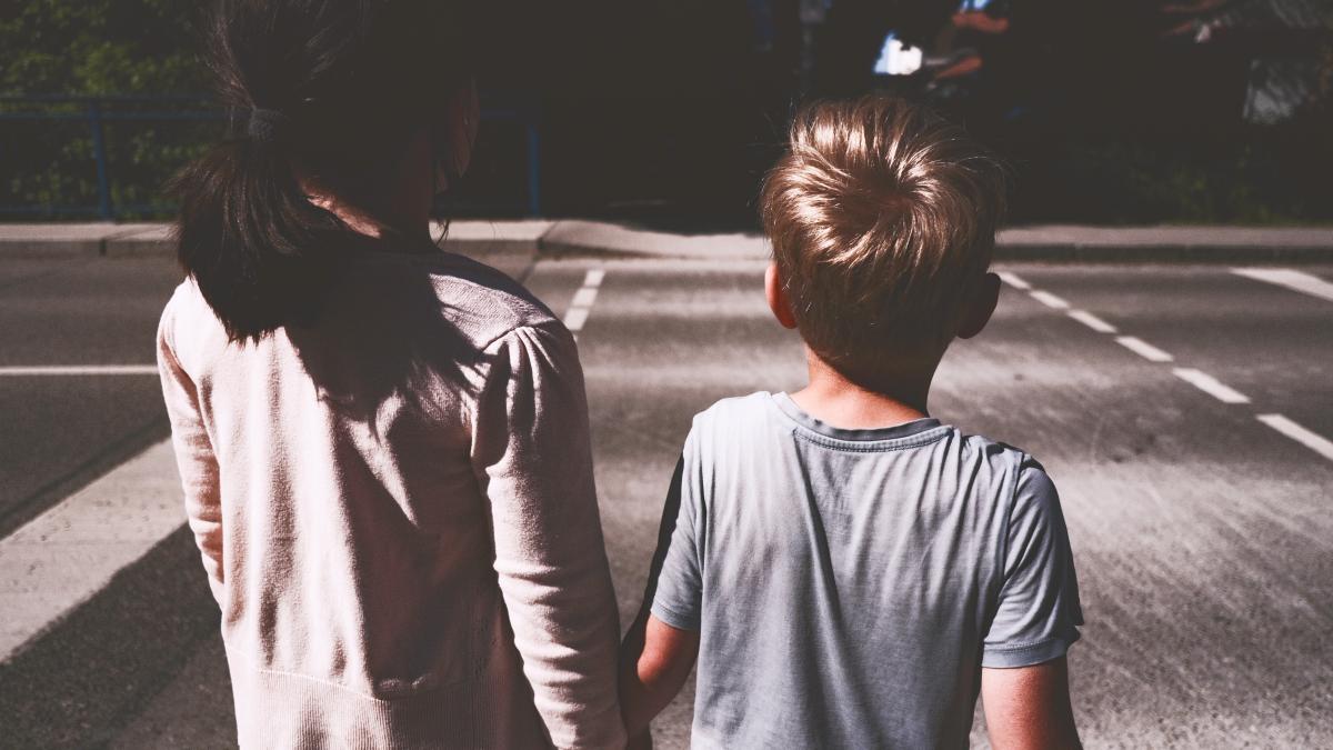 Cazurile de violenţă între copii cresc de la o zi la alta. Băiat de 13 ani, bătut la un loc de joacă dintr-un parc din Constanţa / FOTO ILUSTRATIV: freepik.com @EyeEm