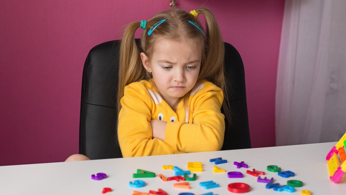 Autismul nu este „o boală predominantă a băieților”. Concluziile unui nou studiu amplu Fetele, diagnosticate cu ani mai târziu