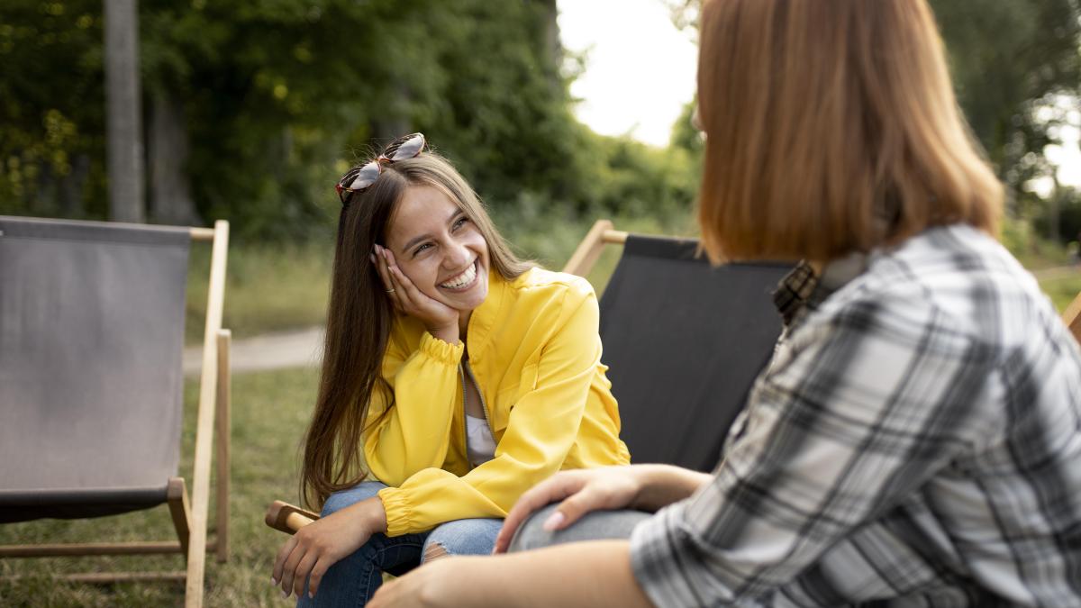 Cum vorbești ca părinte despre sex și relații fără cringe Radu Leca „Adolescentul detectează instant falsul, predica și panica”