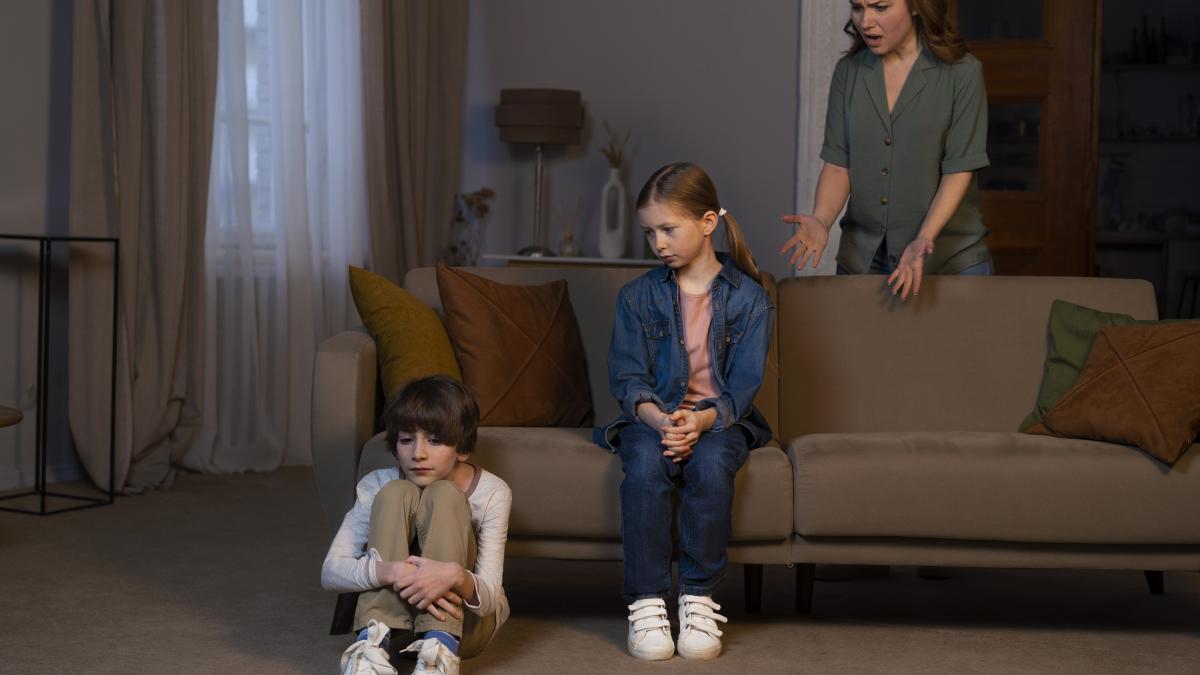 Trei afirmații aparent inofensive care rănesc copiii. Psiholog „Pot fi dureroase”