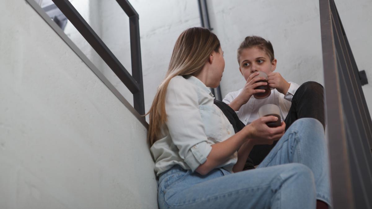 Leca Trauma și gândurile suicidare apar uneori în aceeași poveste de familie, iar părintele ajunge să caute sens, explicații, sprijin