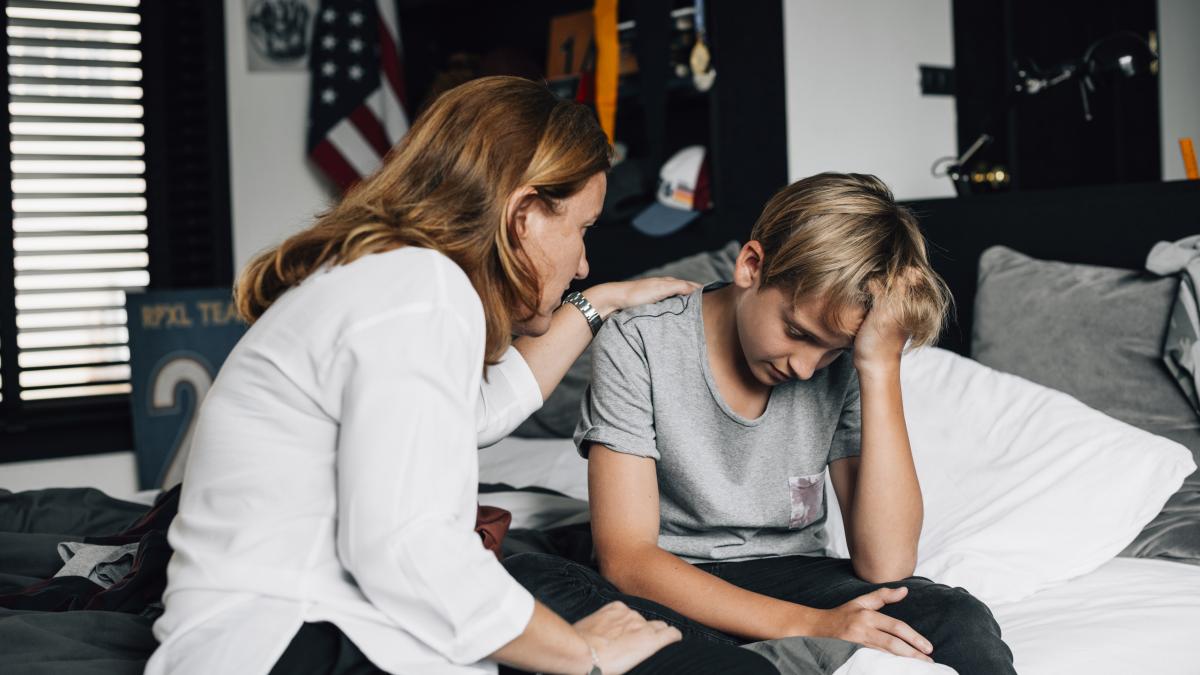 Validarea emoțiilor vs. aprobarea comportamentelor, diferența care protejează. Radu Leca, despre prevenția actului suicidar