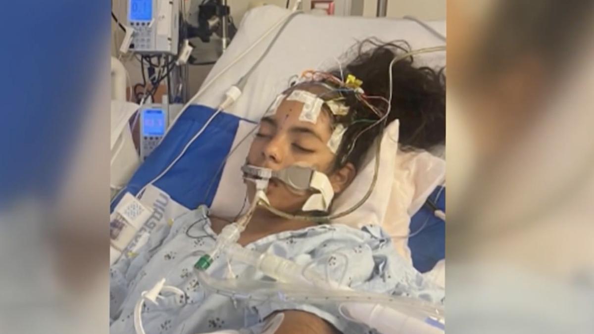 fetiță la spital