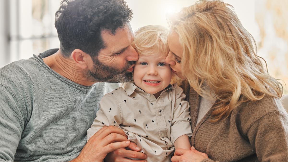 Copiii care cresc într-o familie echilibrată învață 9 valori pe care azi mulți le subestimează