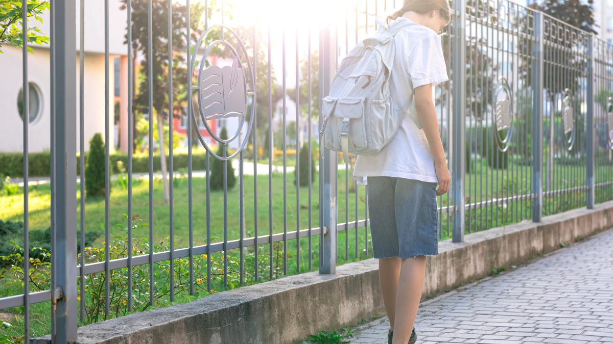 Predictorii psihologici ai abandonului școlar. Radu Leca „Mintea elevului ajunge să asocieze școala cu pericol, nu cu dezvoltare”