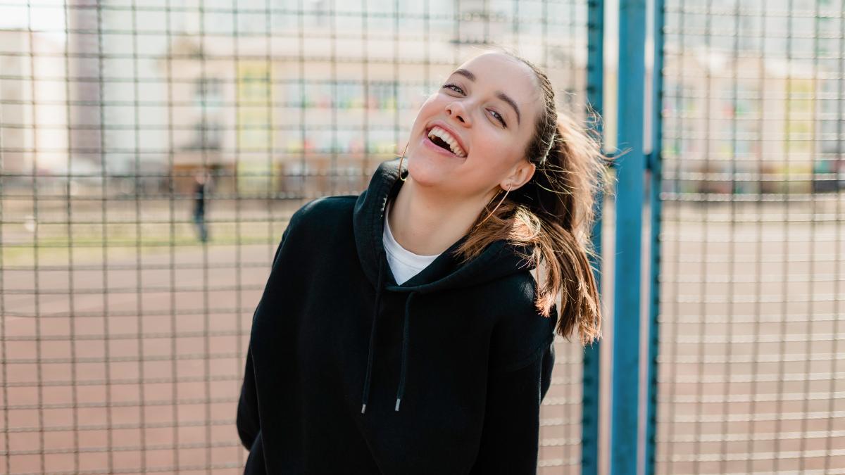 adolescentă fericită