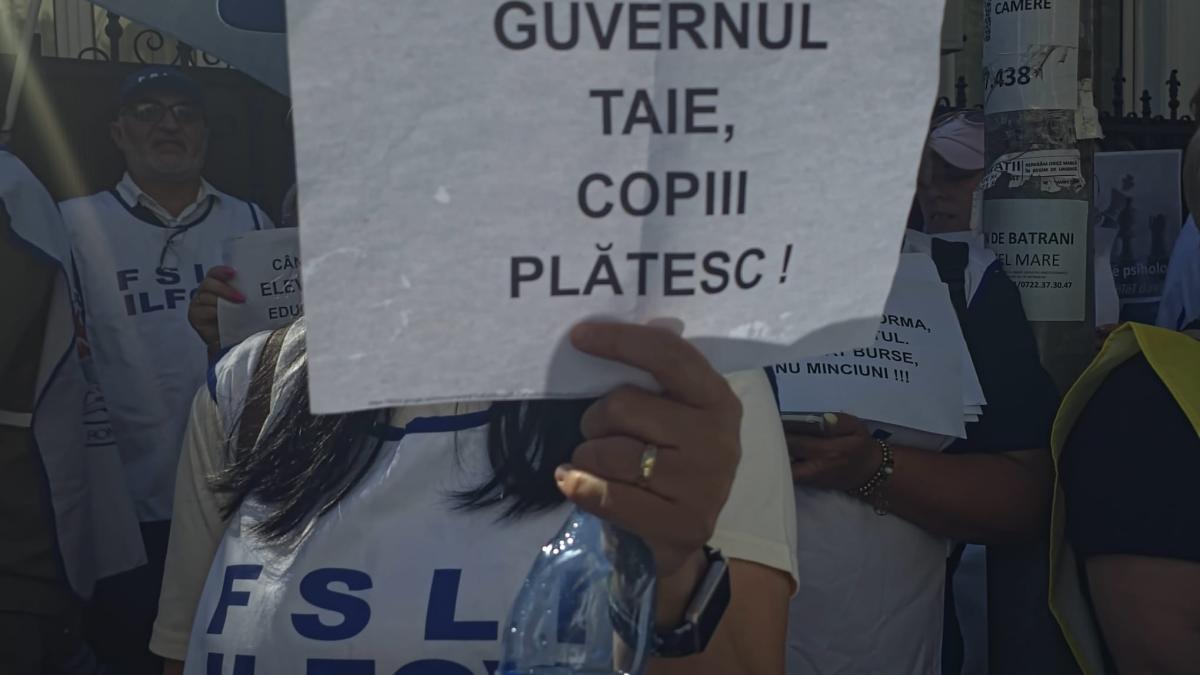 „La finalul lunii mai vom avea o grevă generală”, anunță FSLI. Examenele de Evaluare Naţională şi bacalaureat ar putea fi decalate